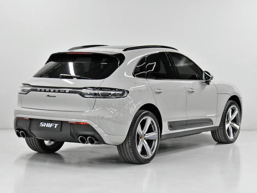 Foto do veículo PORSCHE MACAN  2.0 TURBO 2023 9.705 KM 495.000,00