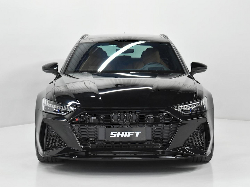 Foto do veículo AUDI RS6  4.0 AVANT TFSI BI-TB QUAT.TIP.(HIB.) 2023 16.905 KM 970.000,00