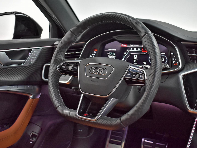 Foto do veículo AUDI RS6  4.0 AVANT TFSI BI-TB QUAT.TIP.(HIB.) 2023 16.905 KM 970.000,00
