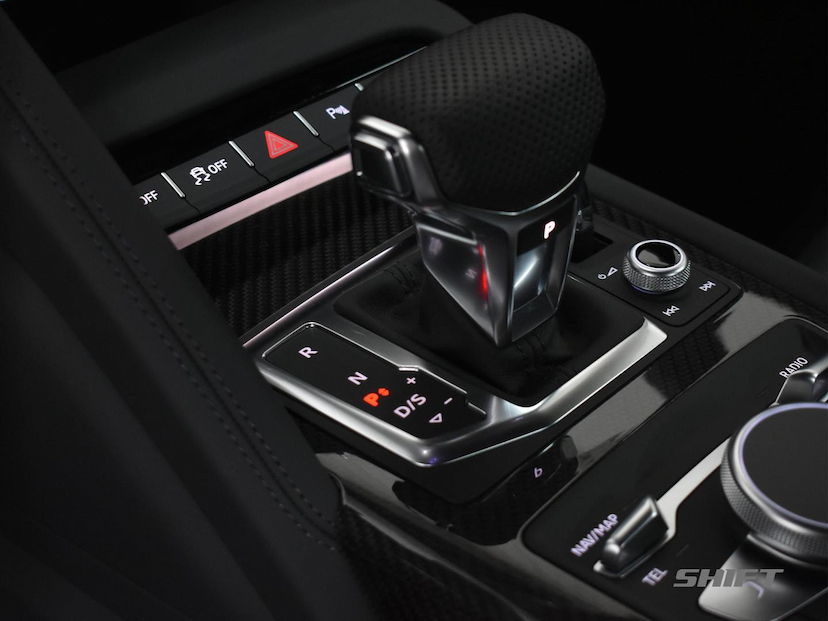 Foto do veículo AUDI R8  COUPÉ V10 5.2 FSI PERFORMANCE 2021 9.890 KM 1.570.000,00
