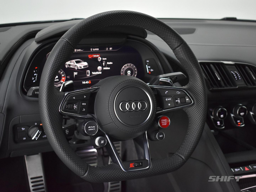 Foto do veículo AUDI R8  COUPÉ V10 5.2 FSI PERFORMANCE 2021 9.890 KM 1.570.000,00