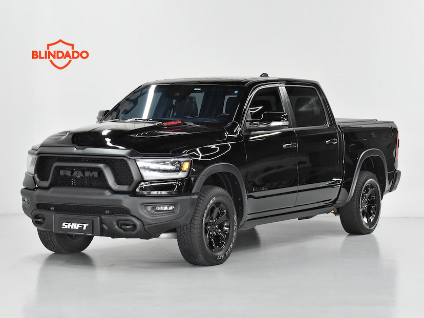 Foto do veículo RAM 1500  REBEL 5.7 HEMI CD V8 4X4 AUT. 2022 37.880 KM 420.000,00