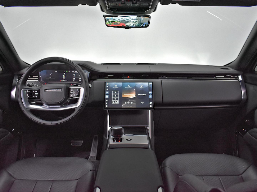 Foto do veículo LAND ROVER RANGE ROVER SV RANGE ROVER SV. 3.0 I6 TB DIE. (HíB.) 2024 3.680 KM 1.500.000,00