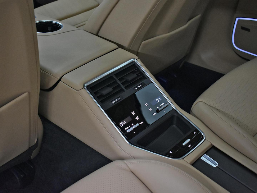 Foto do veículo PORSCHE PANAMERA  4 PLAT.EDT 2.9 462CV (HÍBRIDO) 2023 9.495 KM 649.000,00
