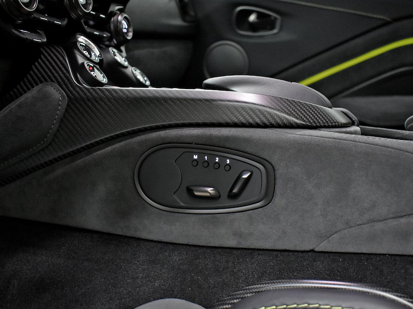 Foto do veículo ASTON MARTIN VANTAGE  CUPÊ F1 EDITION 4.0 V8 535CV 2023 4.495 KM 1.690.000,00