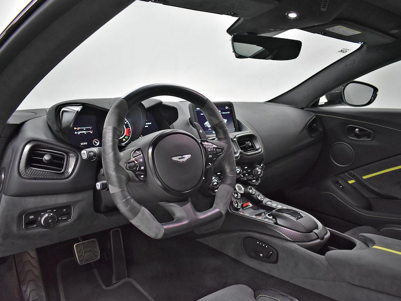 Foto do veículo ASTON MARTIN VANTAGE  CUPÊ F1 EDITION 4.0 V8 535CV 2023 4.495 KM 1.690.000,00