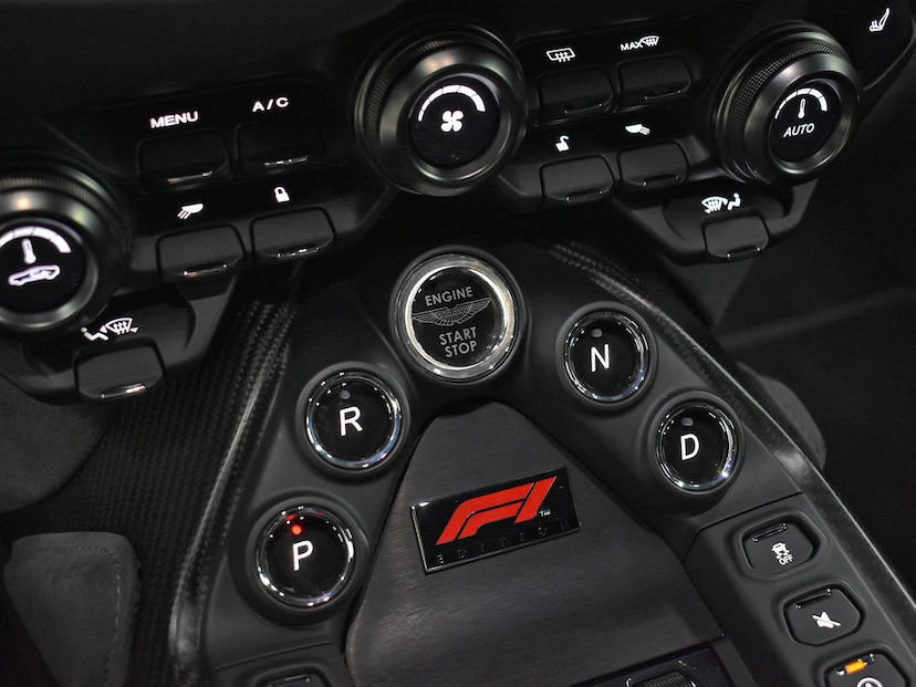 Foto do veículo ASTON MARTIN VANTAGE  CUPÊ F1 EDITION 4.0 V8 535CV 2023 4.495 KM 1.690.000,00