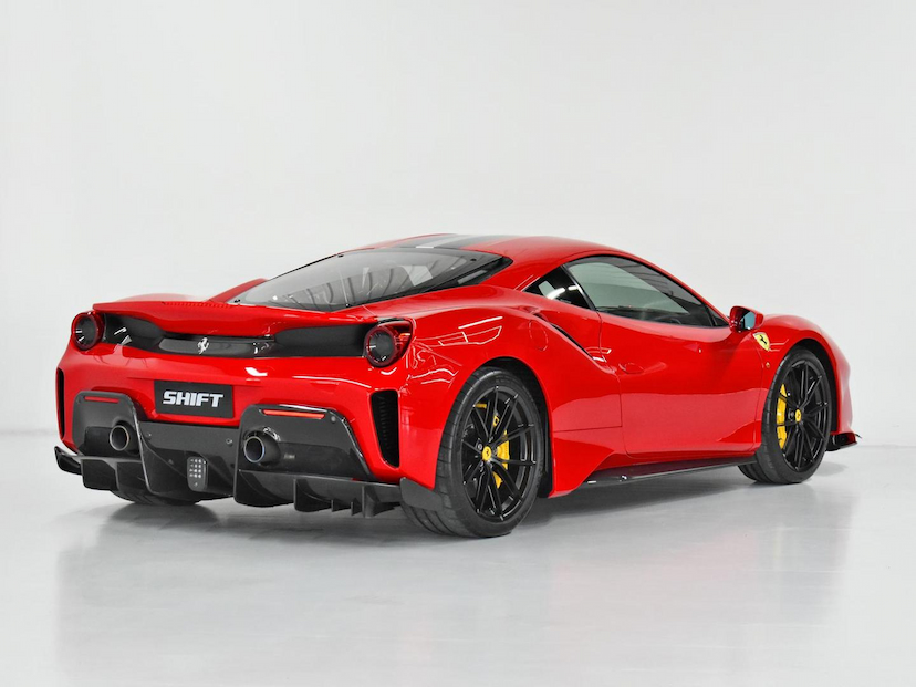 Foto do veículo FERRARI 488 GTB  PISTA 3.9 V8 720CV 2019 3.165 KM 5.600.000,00