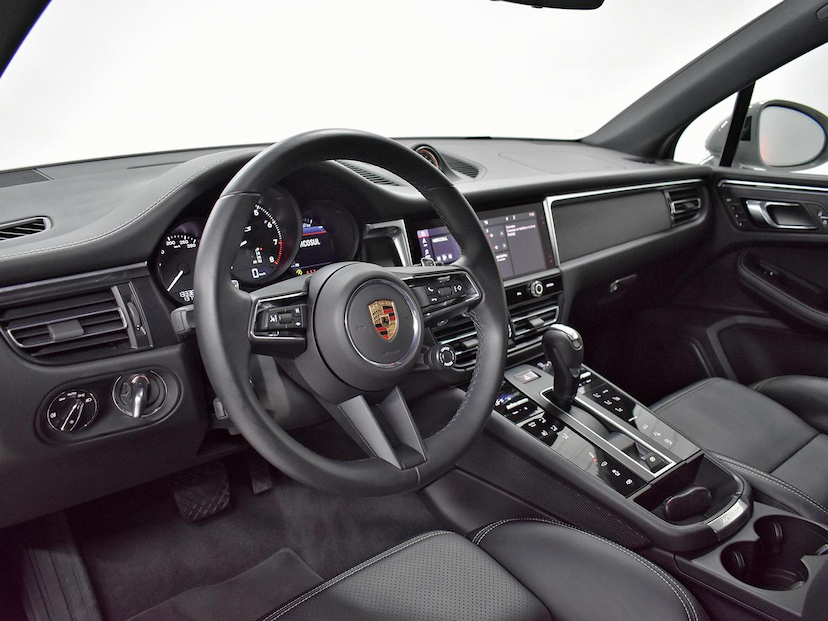 Foto do veículo PORSCHE MACAN MACAN GTS 2.9 BI-TURBO 2024 13.350 KM 650.000,00