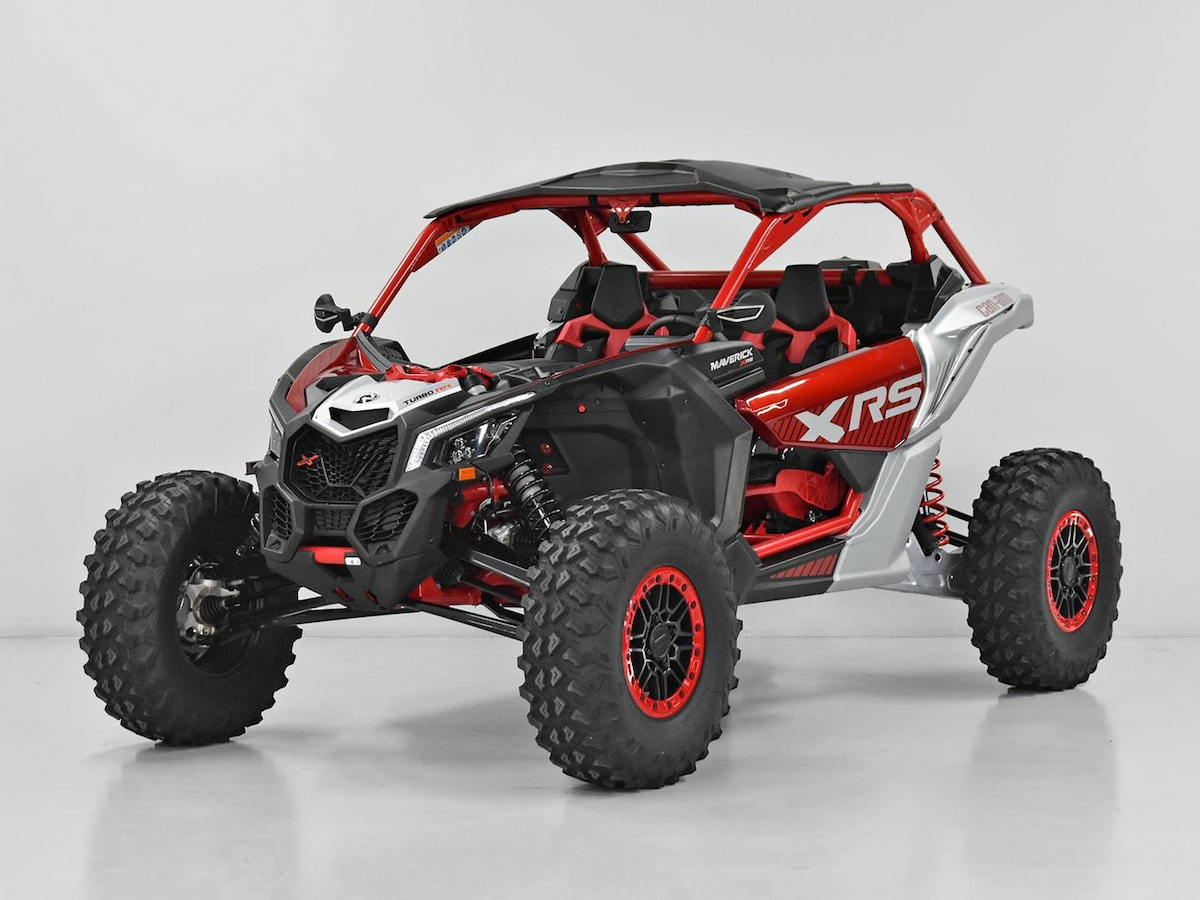 Foto do veículo CAN-AM MAVERICK X3 XRC TURBO RR CAN-AM SSV MAVERICK XRS SMART SHOX 2025/2025 232 KM R$ 235.000,00