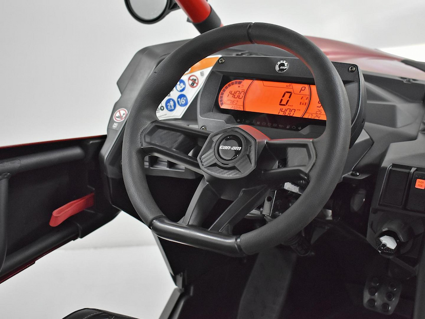 Foto do veículo CAN-AM MAVERICK X3 XRC TURBO RR CAN-AM SSV MAVERICK XRS SMART SHOX 2025 232 KM 239.000,00