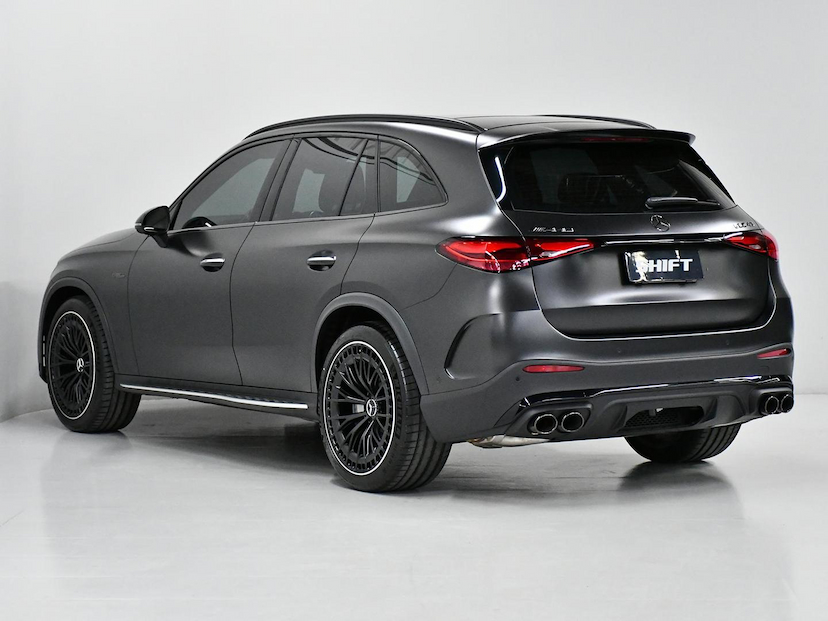 Foto do veículo MERCEDES-BENZ GLC 43 AMG GLC-43 AMG 4MATIC 2.0 TURBO AUT. (HÍB). 2025 1.165 KM 690.000,00