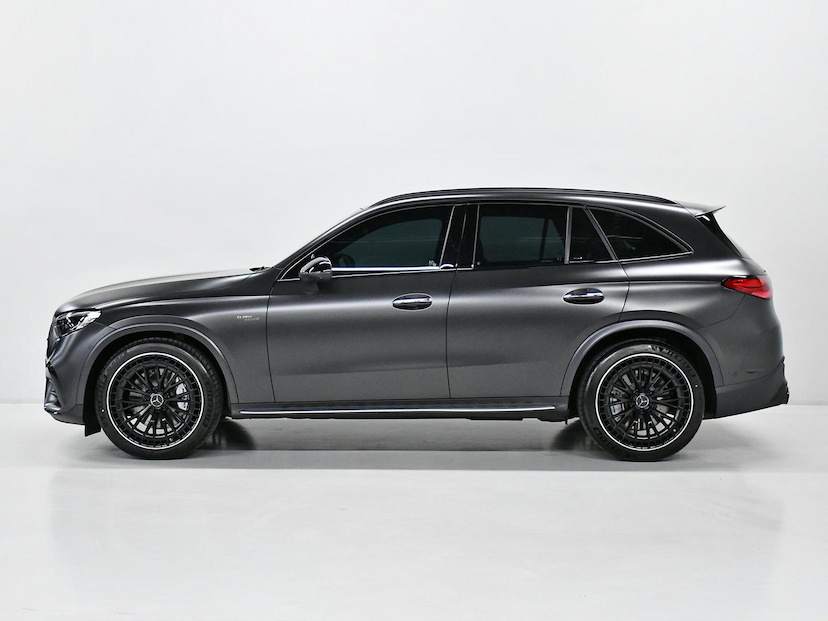 Foto do veículo MERCEDES-BENZ GLC 43 AMG GLC-43 AMG 4MATIC 2.0 TURBO AUT. (HÍB). 2025 1.165 KM 690.000,00
