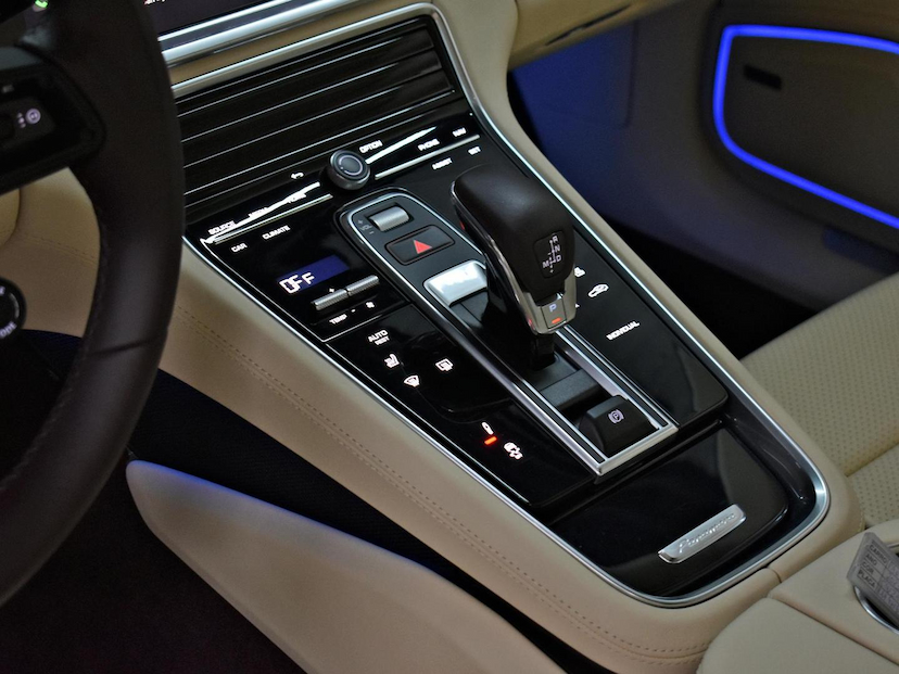 Foto do veículo PORSCHE PANAMERA  4S 2.9 560CV (HÍBRIDO) 2023 19.165 KM 725.000,00