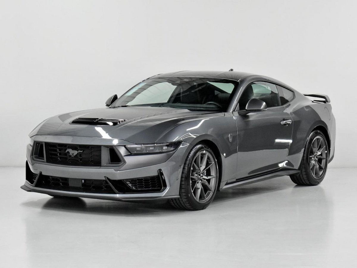Foto do veículo FORD MUSTANG  DARK HORSE V8 5.0 2025/2025 30 KM R$ 649.000,00