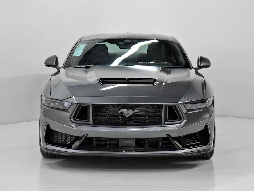 Foto do veículo FORD MUSTANG  DARK HORSE V8 5.0 2025 30 KM 649.000,00