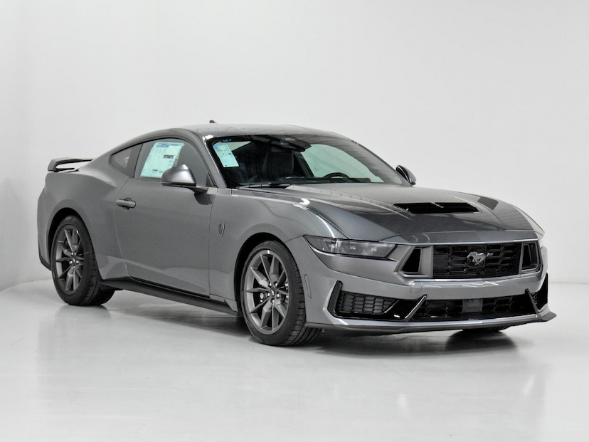 Foto do veículo FORD MUSTANG  DARK HORSE V8 5.0 2025 30 KM 649.000,00