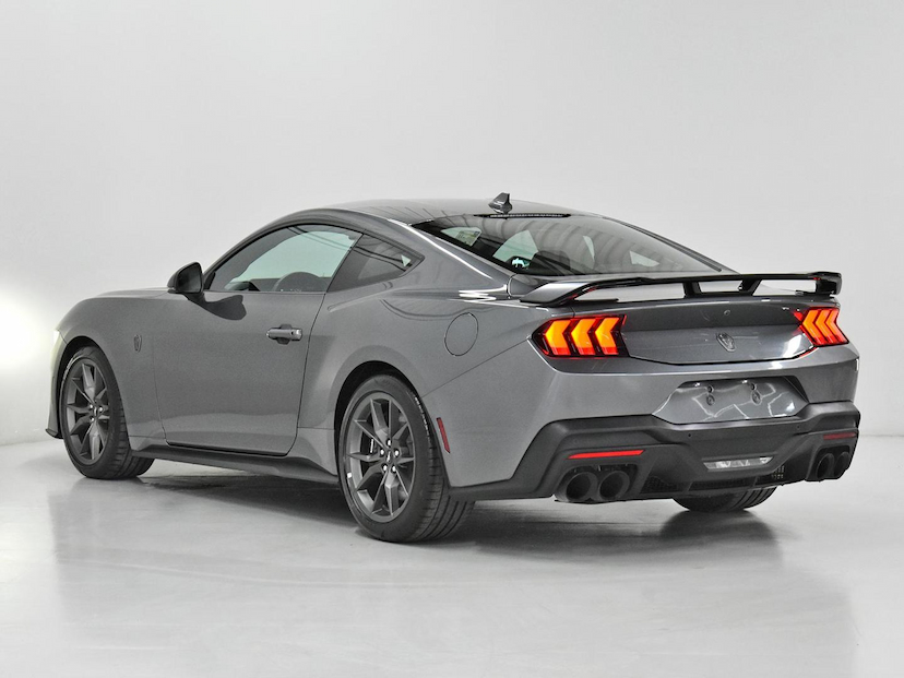 Foto do veículo FORD MUSTANG  DARK HORSE V8 5.0 2025 30 KM 649.000,00