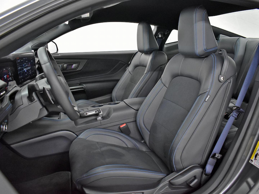 Foto do veículo FORD MUSTANG  DARK HORSE V8 5.0 2025 30 KM 649.000,00