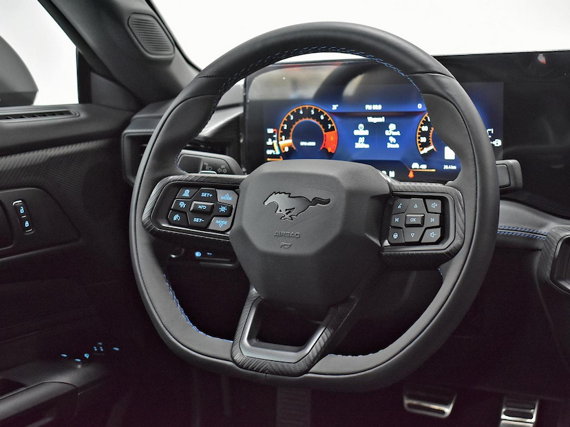 Foto do veículo FORD MUSTANG  DARK HORSE V8 5.0 2025 30 KM 649.000,00