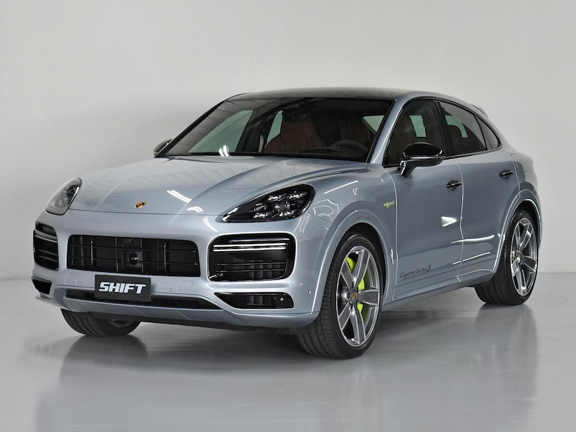 Foto do veículo PORSCHE CAYENNE  COUPE TURBO S E-HYBRID 4.0 2023 15.895 KM 930.000,00