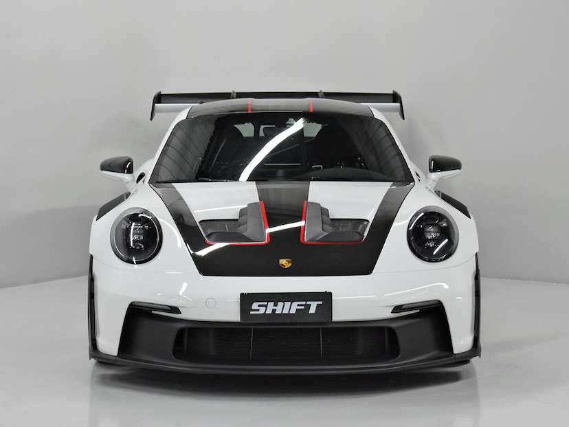 Foto do veículo PORSCHE 911  GT3 RS 2024 4.175 KM 3.500.000,00