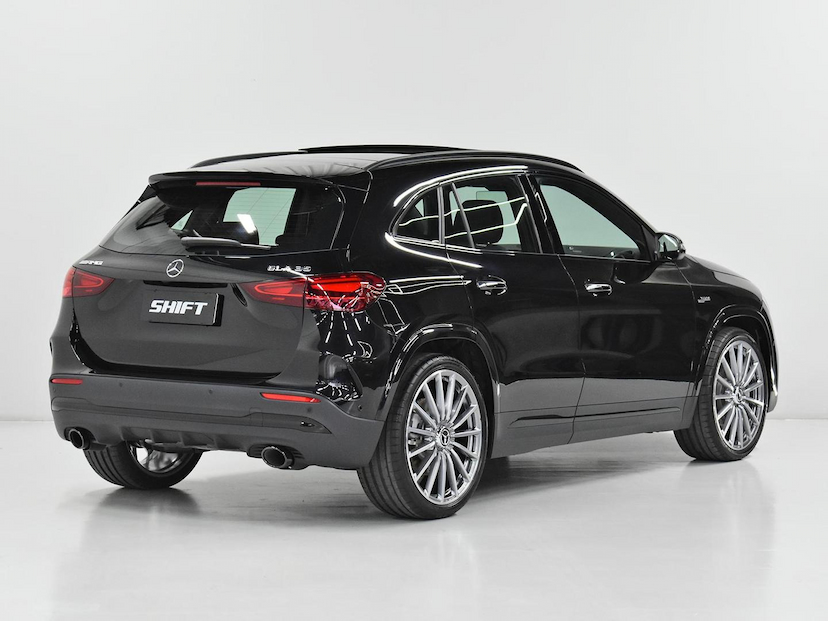 Foto do veículo MERCEDES-BENZ GLA 35 AMG  4MATIC 2.0 TURBO AUT 2025 120 KM 460.000,00