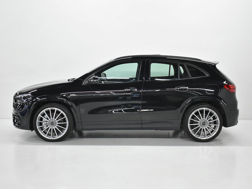 Foto do veículo MERCEDES-BENZ GLA 35 AMG  4MATIC 2.0 TURBO AUT 2025 120 KM 460.000,00