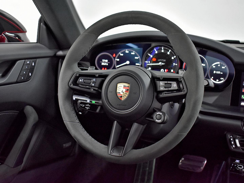Foto do veículo PORSCHE 911  CARRERA 4 GTS COUPE 3.0 24V (992) 2024 3.530 KM 1.090.000,00