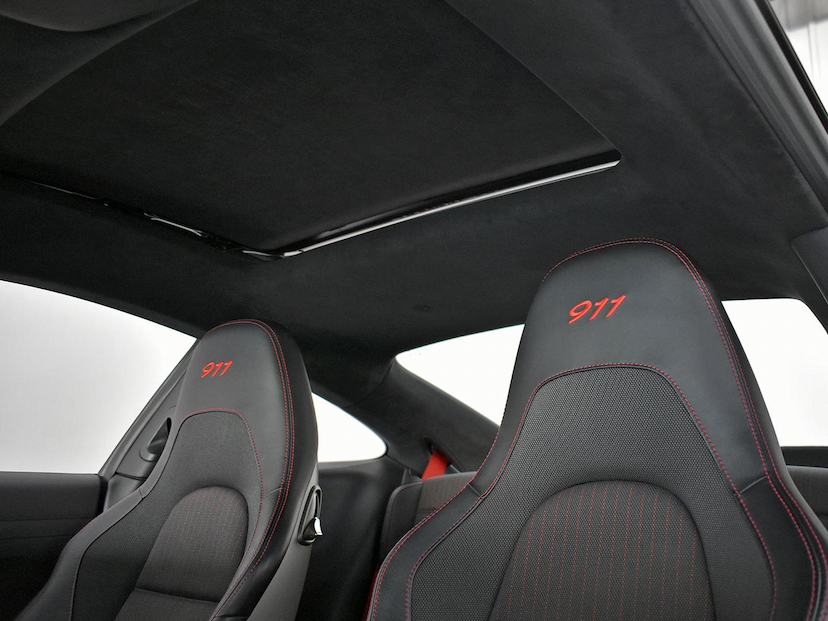 Foto do veículo PORSCHE 911  CARRERA T 3.0 370 CV 2019 26.760 KM 640.000,00