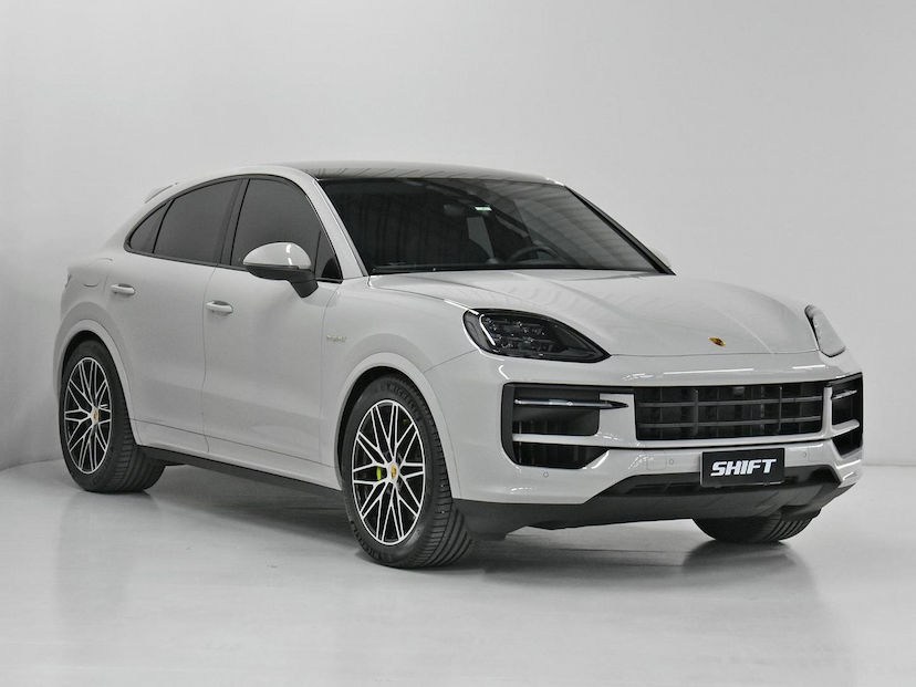 Foto do veículo PORSCHE CAYENNE  COUPE 3.0 V6 (HÍBRIDO) 2024 4.555 KM 830.000,00