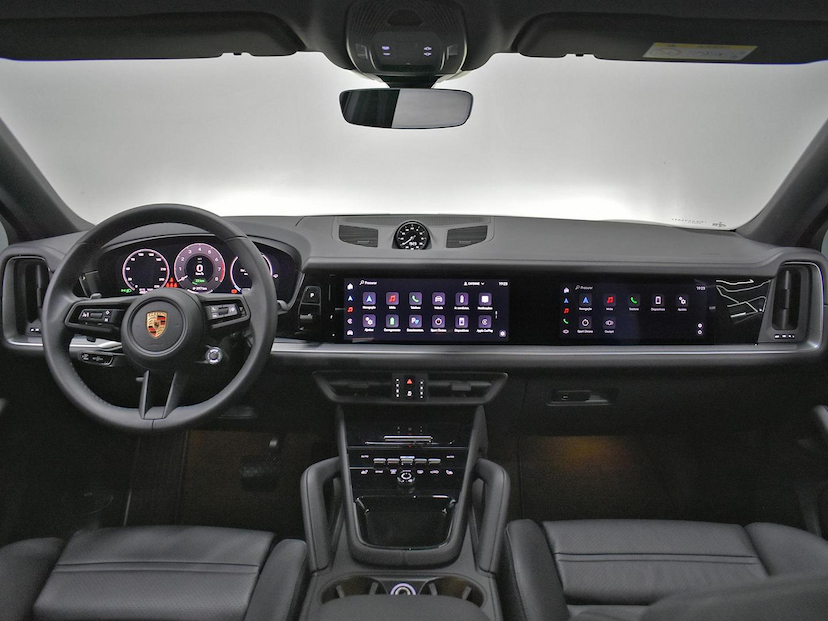 Foto do veículo PORSCHE CAYENNE  COUPE 3.0 V6 (HÍBRIDO) 2024 4.555 KM 830.000,00