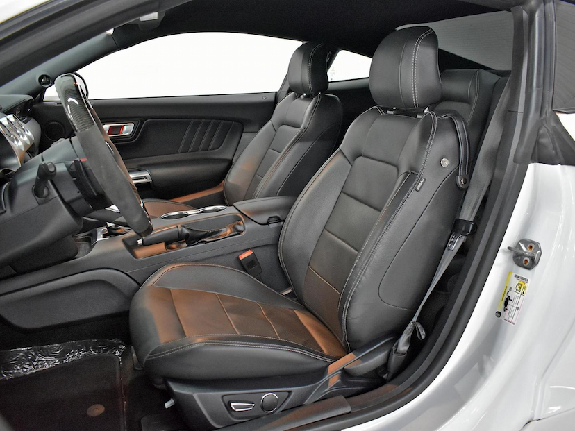 Foto do veículo FORD MUSTANG  GT PREMIUM 5.0 V8 2018 18.445 KM 430.000,00
