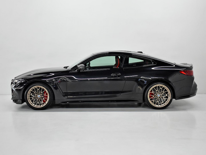 Foto do veículo BMW M4  CS COUPE 2025 2.050 KM 1.250.000,00