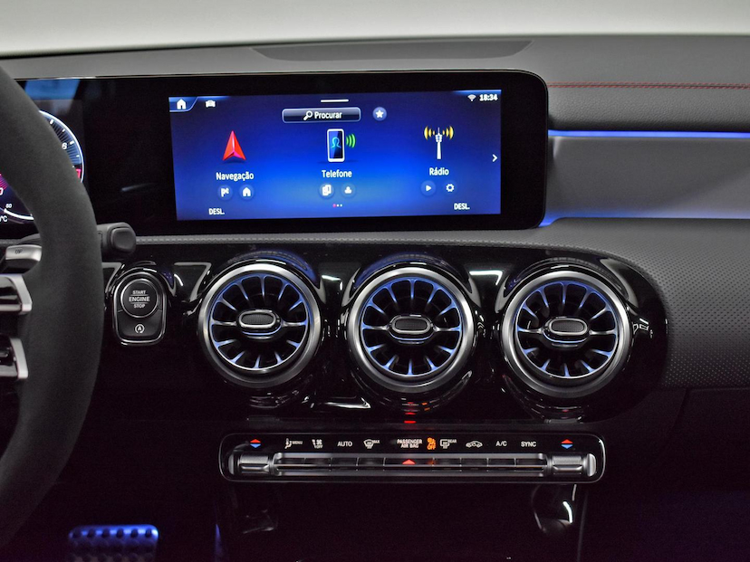 Foto do veículo MERCEDES-BENZ CLA 45 AMG CLA - 45 S AMG 4MATIC CGI 2.0 TB AUT 2026 50 KM 610.000,00