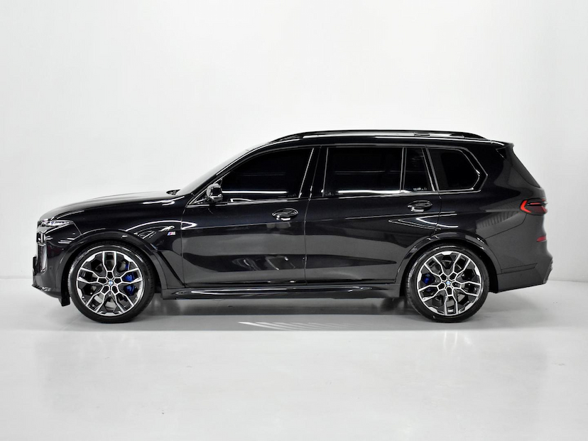 Foto do veículo BMW X7  XDRIVE 40I M SPORT 3.0 V6 TURBO AUT. 2026 2.230 KM 970.000,00