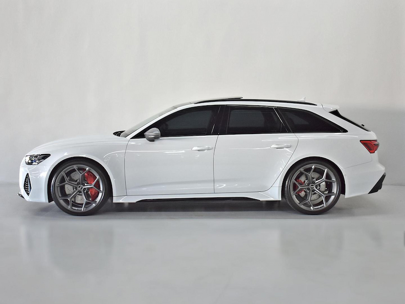 Foto do veículo AUDI RS6 RS6 4.0 AVANT.PERF TFSI QUAT.TIP.(HIB) 2025 3.125 KM 1.190.000,00