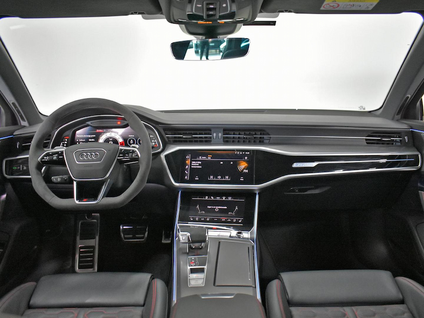 Foto do veículo AUDI RS6 RS6 4.0 AVANT.PERF TFSI QUAT.TIP.(HIB) 2025 3.125 KM 1.190.000,00