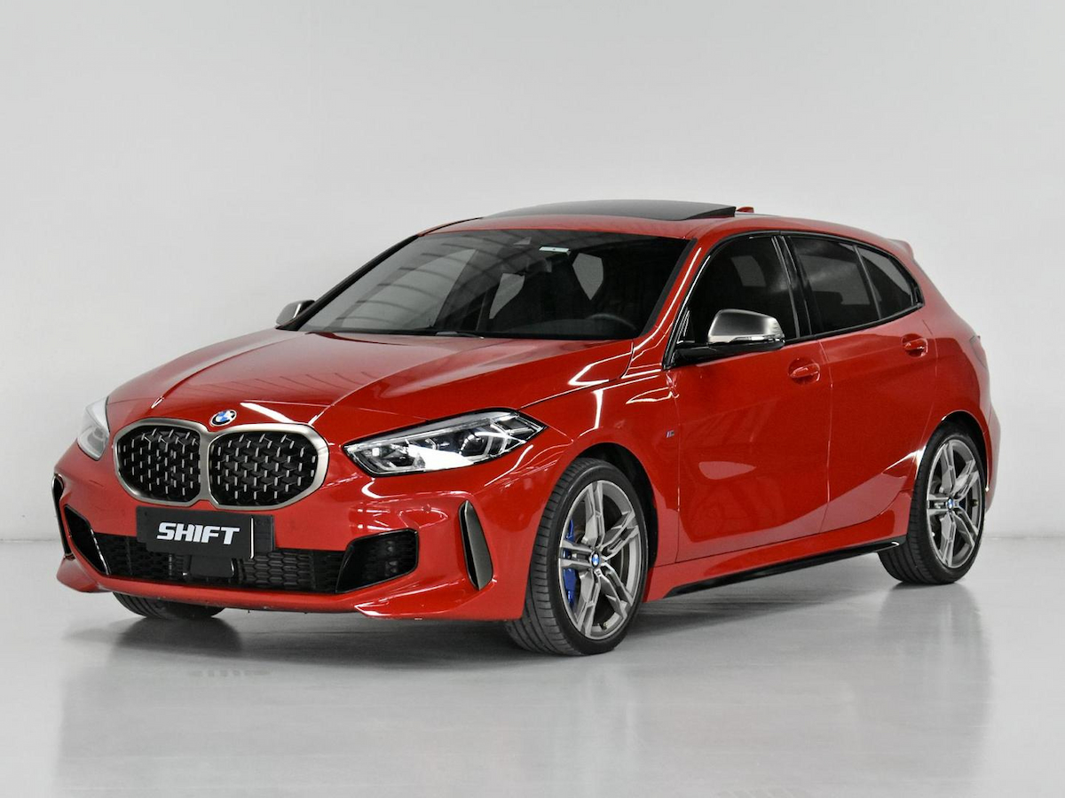 Foto do veículo BMW M 135i M 135I 2.0 16V TURBO GASOLINA XDRIVE AUTOMATICO 2020/2021 20.765 KM R$ 259.000,00