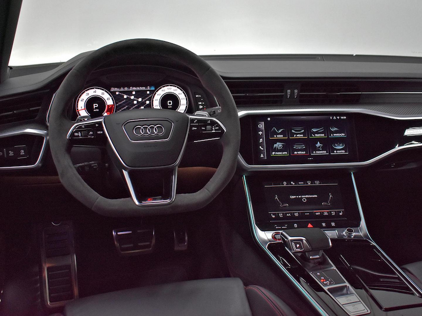 Foto do veículo AUDI RS6 RS6 4.0 AVANT.PERF TFSI QUAT.TIP.(HIB) 2025 2.065 KM 1.150.000,00