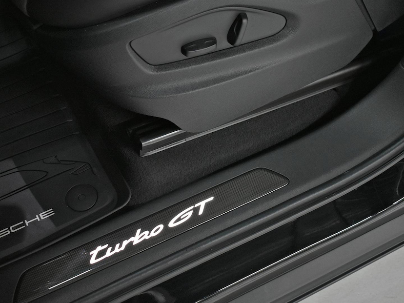 Foto do veículo PORSCHE CAYENNE  TURBO GT 4.0 V8 2024 3.620 KM 1.350.000,00