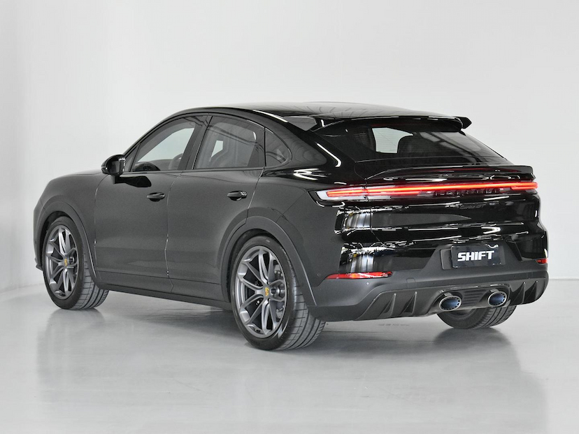 Foto do veículo PORSCHE CAYENNE  TURBO GT 4.0 V8 2024 3.620 KM 1.350.000,00