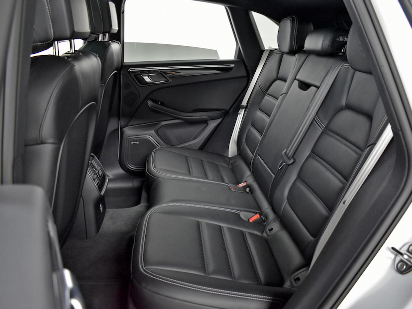 Foto do veículo PORSCHE MACAN  T 2.0 TURBO 2026 925 KM 630.000,00