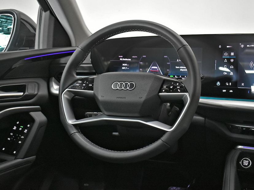 Foto do veículo AUDI Q5  SPORTBACK ADVANCED 2.0 TFSI QUATTRO S-TRONIC 2025 3.710 KM 430.000,00