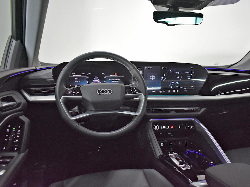 Foto do veículo AUDI Q5  SPORTBACK ADVANCED 2.0 TFSI QUATTRO S-TRONIC 2025 3.710 KM 430.000,00