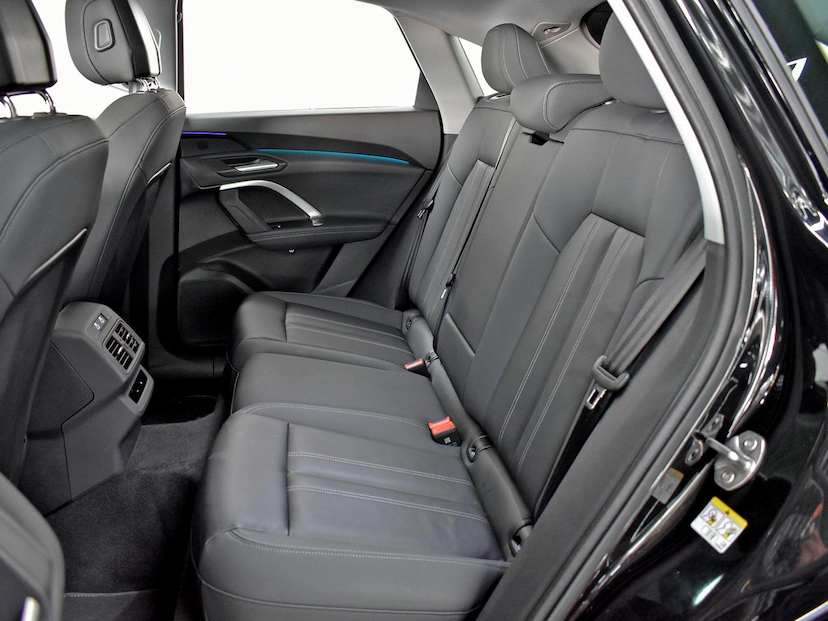 Foto do veículo AUDI Q5  SPORTBACK ADVANCED 2.0 TFSI QUATTRO S-TRONIC 2025 3.710 KM 430.000,00