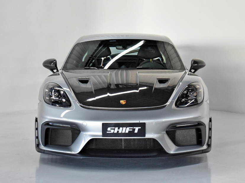 Foto do veículo PORSCHE 718  CAYMAN GT4 RS 4.0 500CV 2024 4.340 KM 1.750.000,00