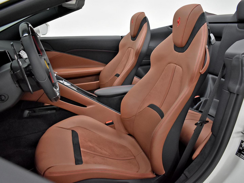 Foto do veículo FERRARI ROMA  SPIDER 2024 505 KM 3.600.000,00