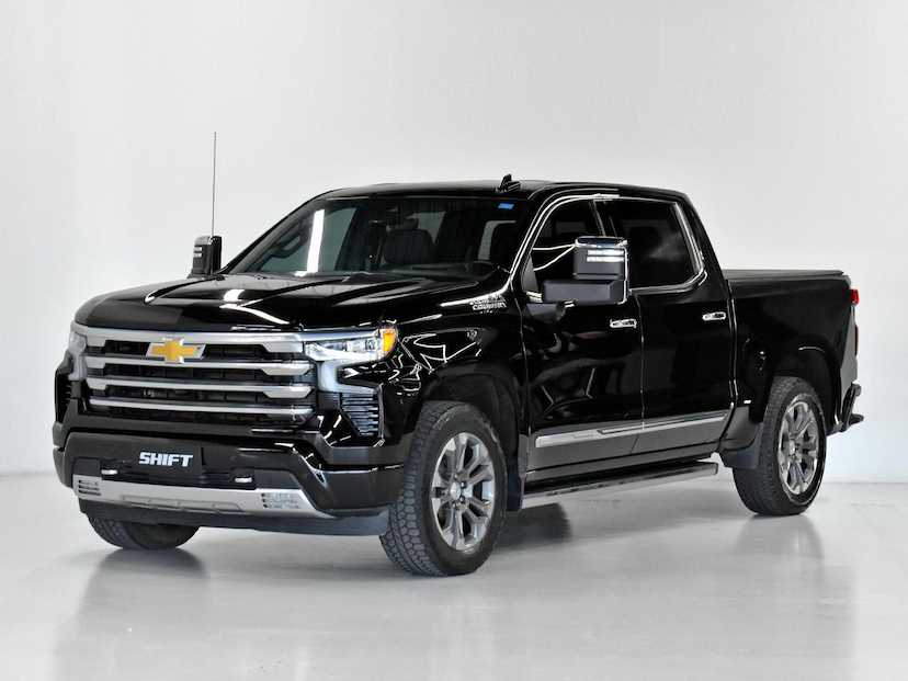 Foto do veículo CHEVROLET SILVERADO  HIGH COUNTRY 5.3 V8 AWD AUT. 2024 43.420 KM 395.000,00