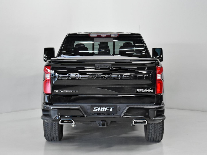 Foto do veículo CHEVROLET SILVERADO  HIGH COUNTRY 5.3 V8 AWD AUT. 2024 43.420 KM 395.000,00